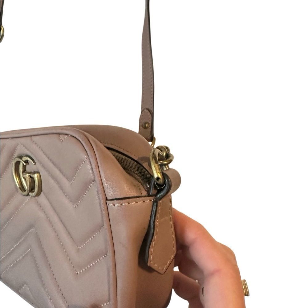 Gucci Tan Crossbody Bag with Gold Accents - Picture 7 of 14